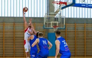 Mecz koszykówki (6)