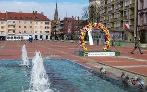 Zrób sobie selfie w galandzie i wyślij pozdrowienia z Bytomia (2)