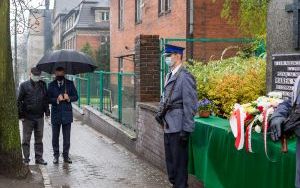 Pamiętamy o poległym policjancie (8)