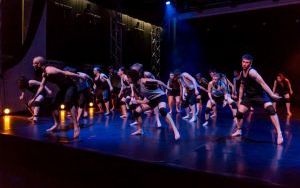 Flying Fish - najnowsza premiera Wydziału Teatru Tańca w Bytomiu (1)