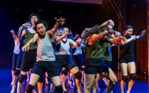 Flying Fish - najnowsza premiera Wydziału Teatru Tańca w Bytomiu (9)