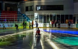 Zdjęcia ze ślizgawki pod gwiazdami (10)