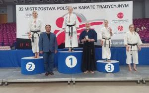  Dwanaście medali bytomskich karateków (2)