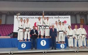  Dwanaście medali bytomskich karateków (1)