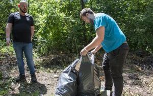 Zdjęcia ze sprzątania wokół stawu Malek (8)