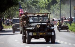 Zdjęcia ze zlotu pojazdów militarnych  (14)