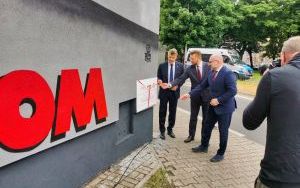  Przy ulicy Miarki odsłonięto powstańczy mural  (8)