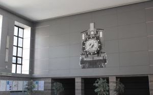 Odkryli piękno ulicy Dworcowej i tajemnice Dworca PKP (9)
