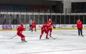 Hokejowa reprezentacja Polski trenuje na bytomskim lodowisku (15)