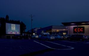 Kino samochodowe (2)