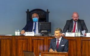 Prezydent Mariusz Wołosz uzyskał wotum zaufania oraz absolutorium (2)