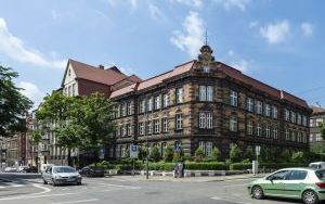 Piękna szkoła w naszym mieście (4)
