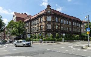 Piękna szkoła w naszym mieście (5)