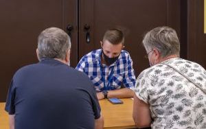 Świętowali, szczepili się i spisywali - szczepienie i spis (5)
