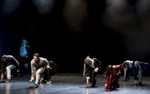 Pierwszy skład Śląskiego Teatru Tańca na scenie (3)