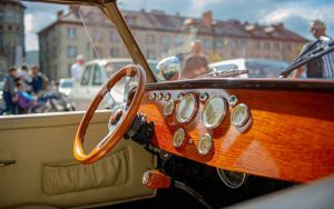 Zlot motoryzacyjnych staruszków (5)