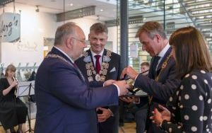 20 lat partnerstwa z Recklinghausen - uroczystości jubileuszowe - wręczenie Medalu Miasta Bytomia (5)