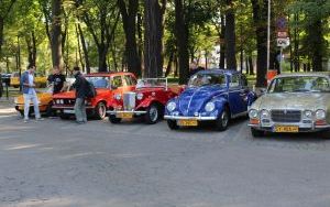 XVII Parada Pojazdów Zabytkowych w Bytomiu to gratka dla miłośników motoryzacji (10)