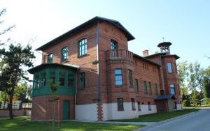 Miechowicki pałac odsłonił swoje piękno. W ramach Dni Otwartych mieszkańcy mogli również odwiedzić Dom Matki Ewy (2)