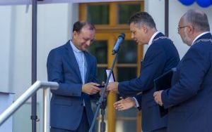 Miechowicki pałac odsłonił swoje piękno. Wręczenie Medalu Miasta Bytomia ks. Janowi Kurko (10)