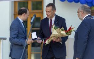 Dni Otwarte Pałacu w Miechowicach. Wręczenie Medalu Miasta Bytomia ks. Janowi Kurko (2)