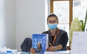 Trwają Dni Otwarte Pałacu w Bytomiu-Miechowicach. Piękna pogoda zachęca do odwiedzin w Parku Ludowym, gdzie mieszkańcy naszego miasta mogą zobaczyć odbudowane pozostałości pałacu Tiele-Wincklerów, liczne spektakle, posłuchać koncertów oraz wykładów (5)