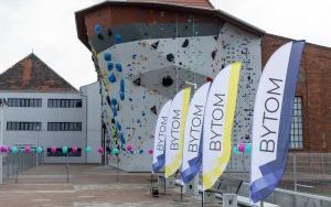 Rozgrzewka przed wielkim otwarciem - Centrum Sportów Wspinaczkowych i Siłowych w Bytomiu udostępnia strefę zewnętrzną (1)