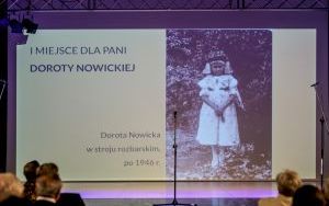 Rozbarczanie na Starej Fotografii (16)