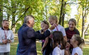 Ponad 300 uczniów rywalizowało w sztafetowych biegach przełajowych w Bytomiu (1)