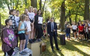 Ponad 300 uczniów rywalizowało w sztafetowych biegach przełajowych w Bytomiu (8)