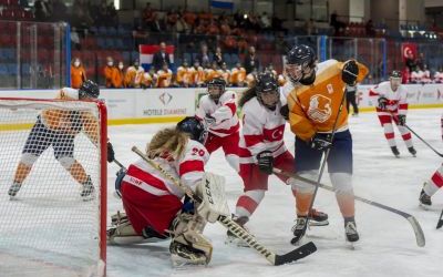 Holenderki rozbiły reprezentację Turcji 23:0 (10)