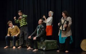 Wędrowny spektakl z muzyką w Teatrze Rozbark (10)