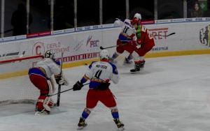 Hokejowa Polonia wciąż niepokonana  (15)
