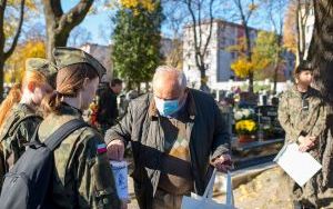 Kwestowali na bytomskich cmentarzach (10)