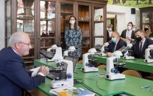 Kolejne szkoły z zielonymi pracowniami (3)