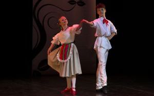 Wyjątkowy koncert polskich tańców narodowych w Beceku (10)