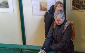 Z telefonami w ręce fotografowali miasto (10)