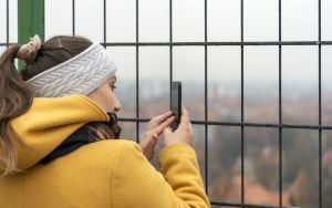 Z telefonami w ręce fotografowali miasto (16)
