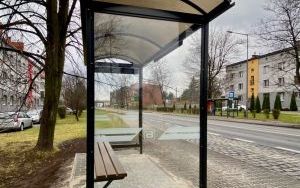 Nowe wiaty stanęły na przystankach komunikacji miejskiej (8)