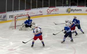 KH Polonia Bytom - GKS Stoczniowiec Gdańsk (11)