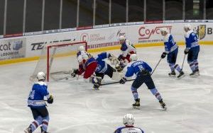 KH Polonia Bytom - GKS Stoczniowiec Gdańsk (14)