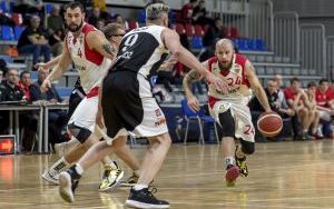 Efektowna wygrana koszykarzy (6)