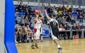 Efektowna wygrana koszykarzy (10)