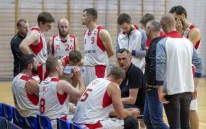 Efektowna wygrana koszykarzy (16)