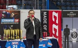 Młodzi hokeiści walczyli w eliminacjach (6)