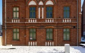 Budynek przyparafialny przy ul. Konstytucji 26 (1)