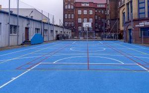 Nowe boisko przy Szkole Podstawowej nr 27 w Łagiewnikach (8)