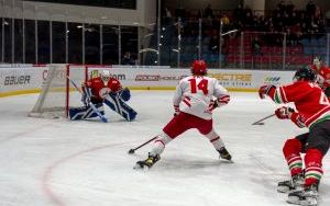 Hokejowa reprezentacja Polski pokonała w Bytomiu Węgrów (4)