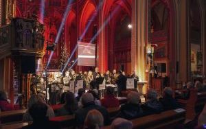 Charytatywny Koncert Świąteczno-Noworoczny w kościele pw. św. Trójcy w Bytomiu (5)