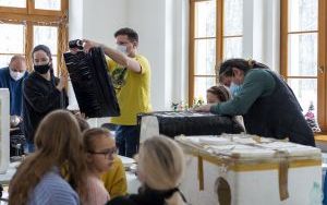 Warsztaty tworzenia domków dla kotów (12)